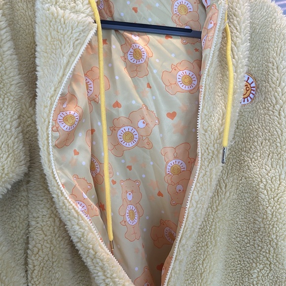 Blackmilk x Carebear Sunshine Bear Fleece Teddy Jacket with Hood - Picture 3 of 4